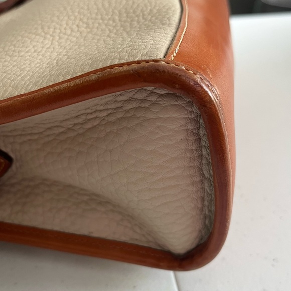 Dooney & Bourke large cream tan AWL leather doctors satchel hand bag purse - Picture 14 of 17